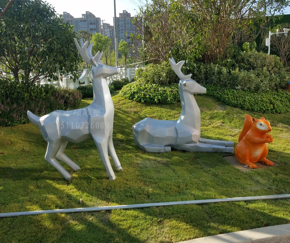 玻璃鋼動物雕塑