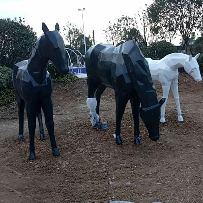 園林雕塑-切面馬